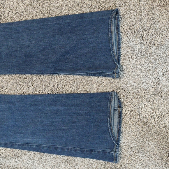 American Eagle Artist Women's Boot Cut Jeans Size 2 Regular - Picture 5 of 9
